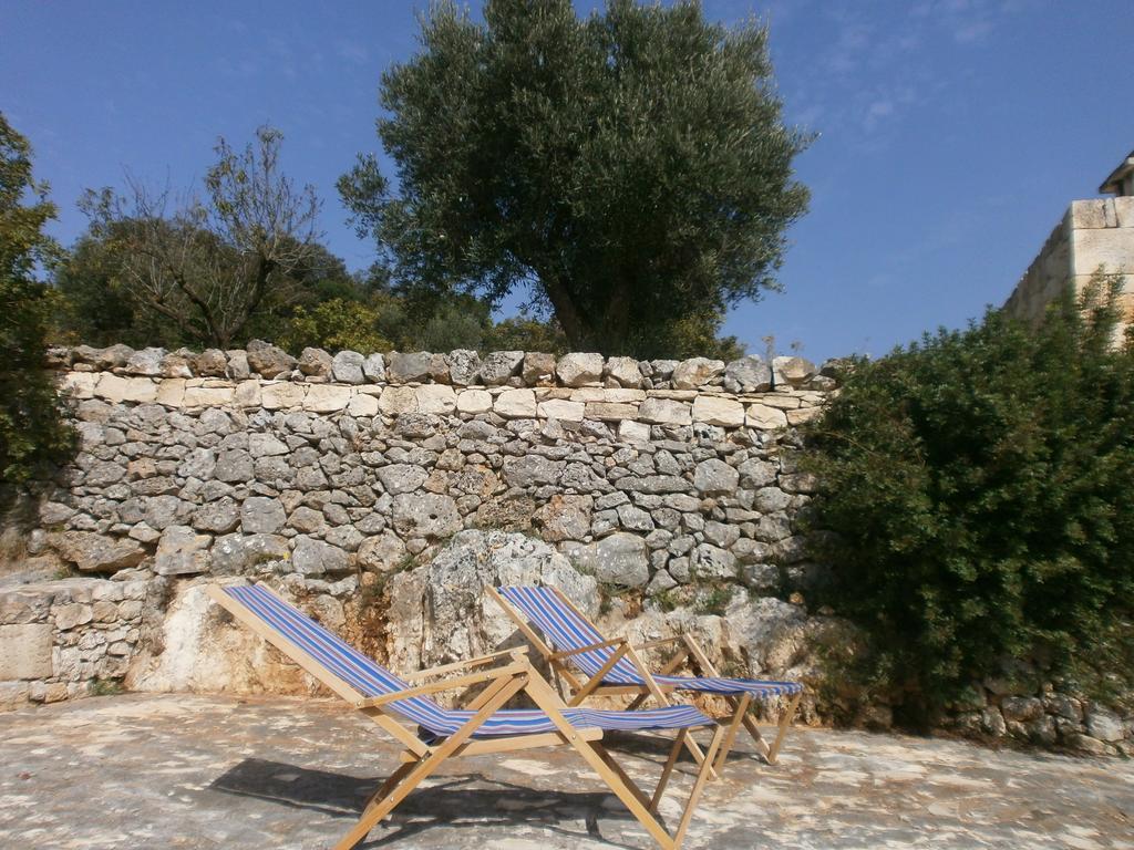 Trullo Villa Giuliana Con Giardino Posizione Panoramica Free Wifi Ostuni Quarto foto
