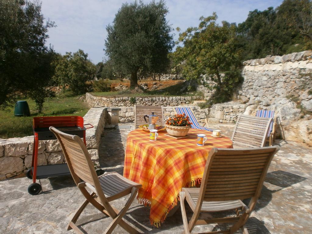 Trullo Villa Giuliana Con Giardino Posizione Panoramica Free Wifi Ostuni Quarto foto